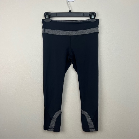 Lululemon Run Inspire Crop - Picture 2 of 5